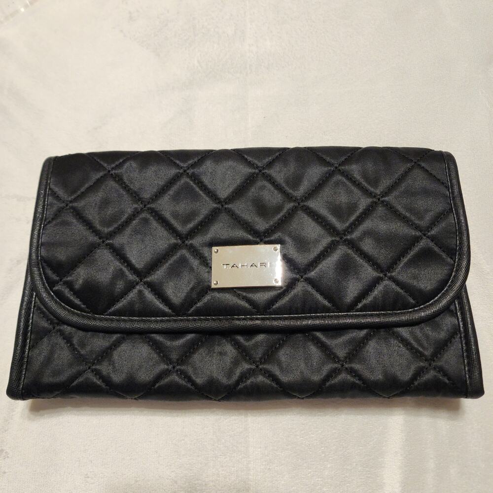 NWOT Tahari Black Hanging Cosmetics Toiletries Utility Travel Organizer